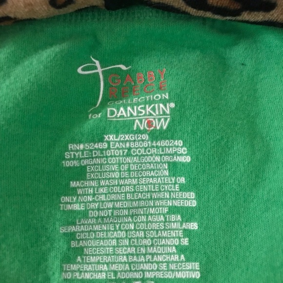 “DANSKIN” Long Sleeve Tee - Picture 4 of 4